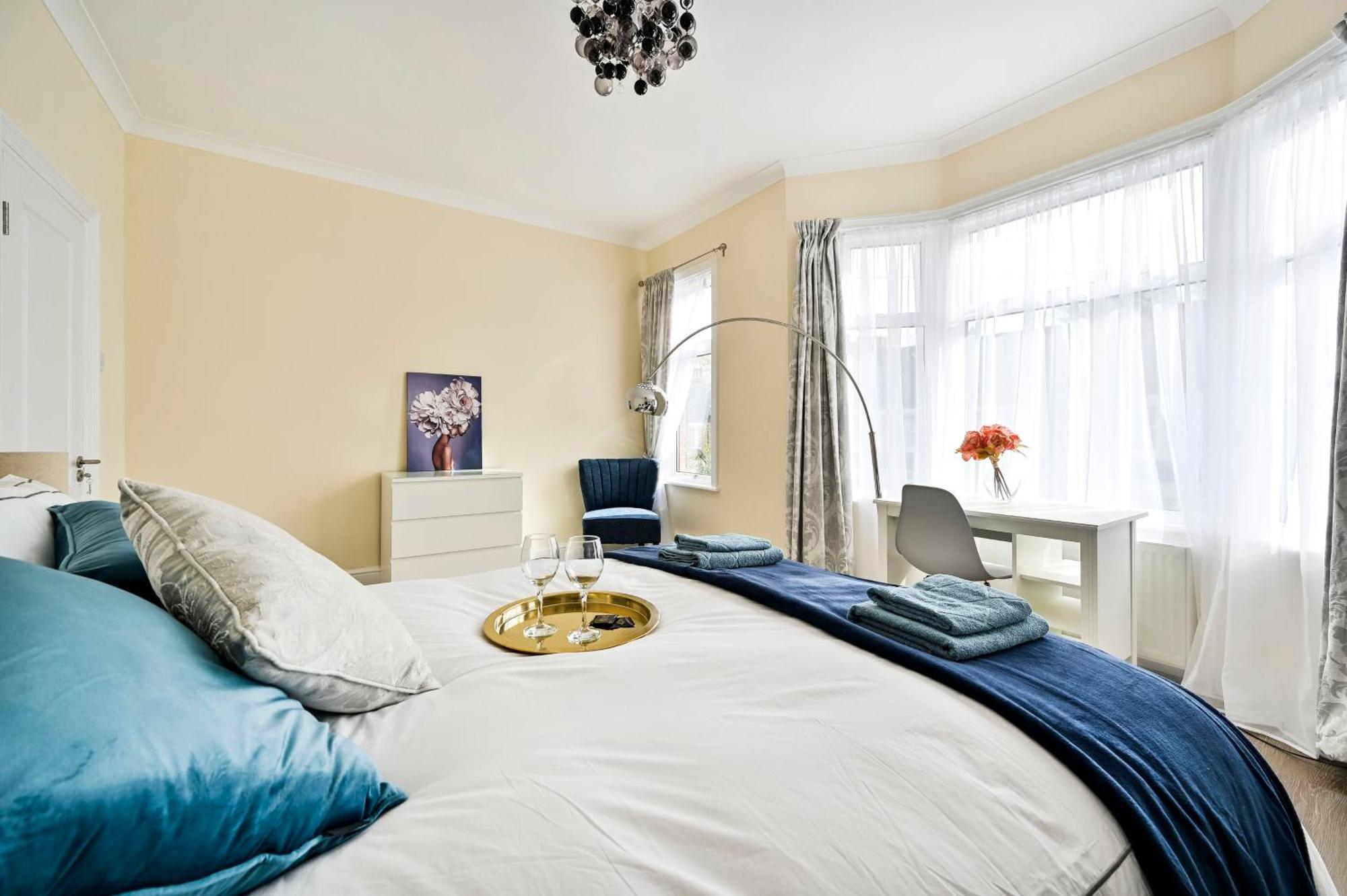 A Two Bedroom A Stride Away From Meridian Greenwich London Exterior photo